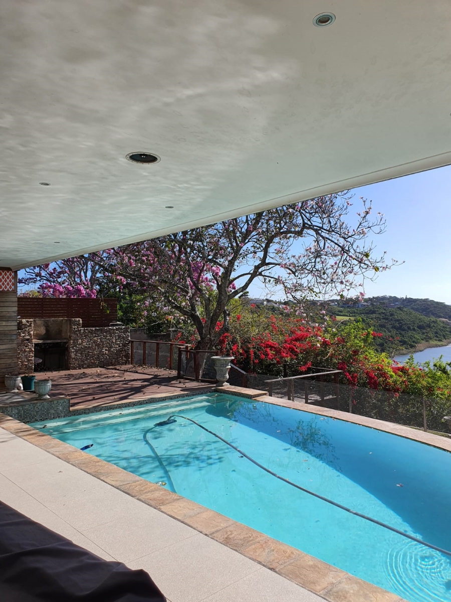5 Bedroom Property for Sale in Gonubie North Eastern Cape